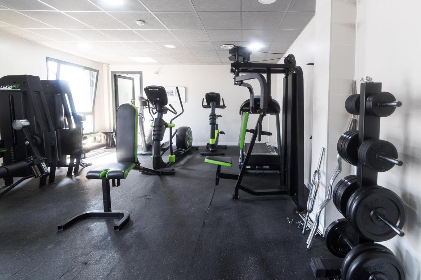Apto. Con Piscinas Y Gym A 800 Metros De Playa إل كامبيلو المظهر الخارجي الصورة